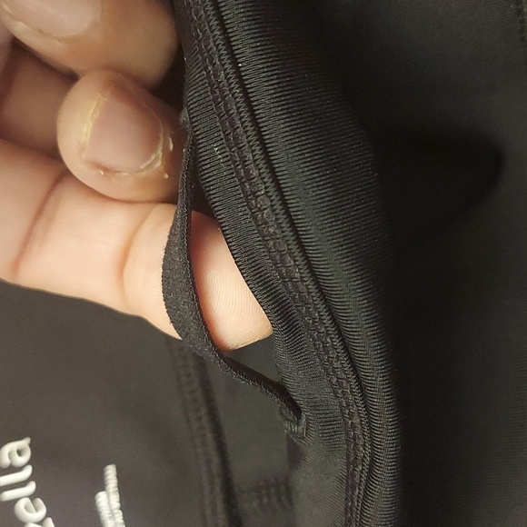 ZELLA Black Cropped Leggings with Perforated Hem and Pockets - Picture 10 of 13